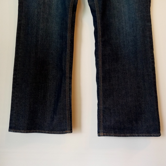 NY&C Curvy Bootcut Low Rise Jeans size 16P petite Med Wash Slight Stretch EXC - Picture 3 of 11